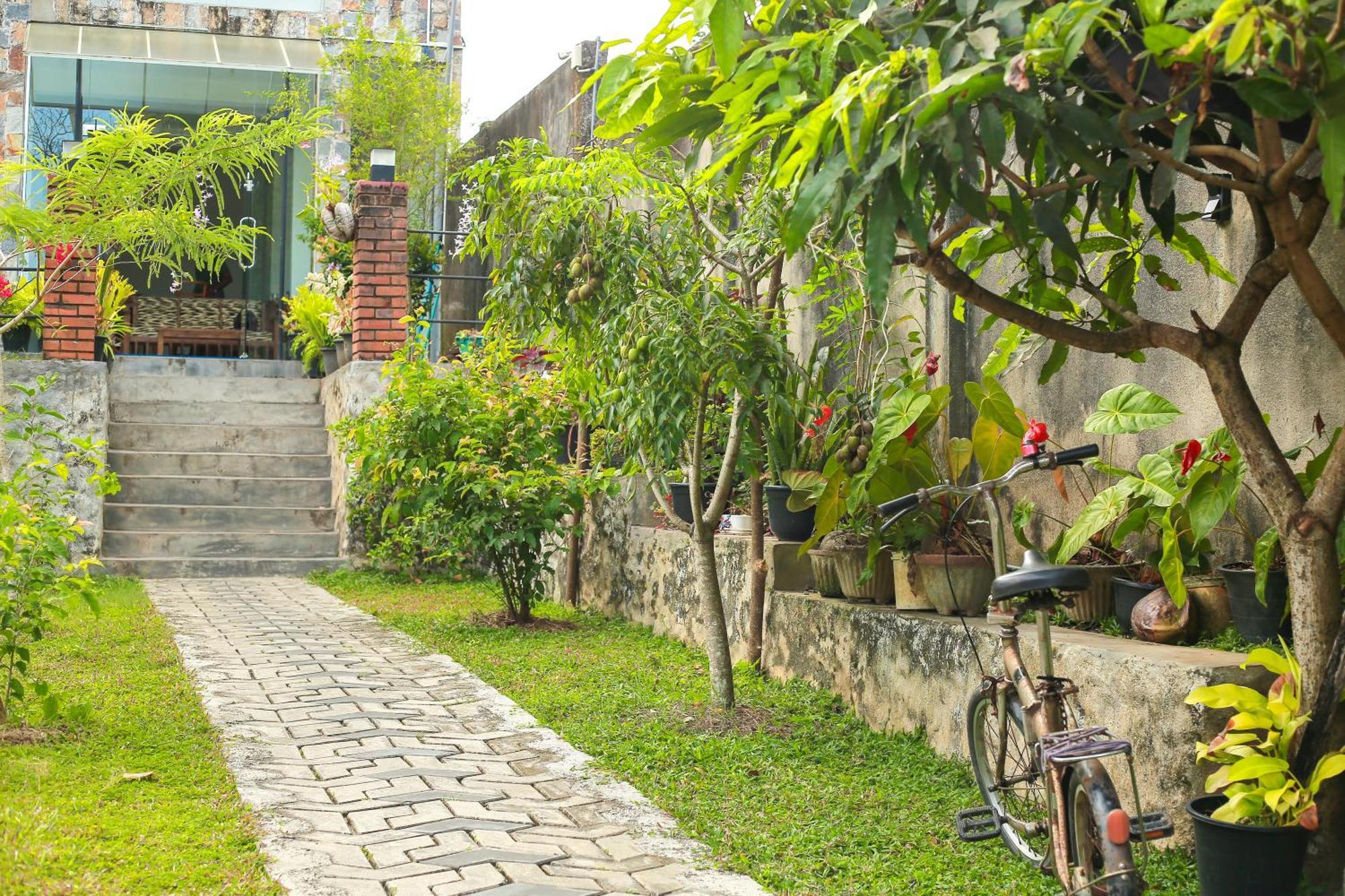 Hotel The Blue Haze Weligama Exterior foto